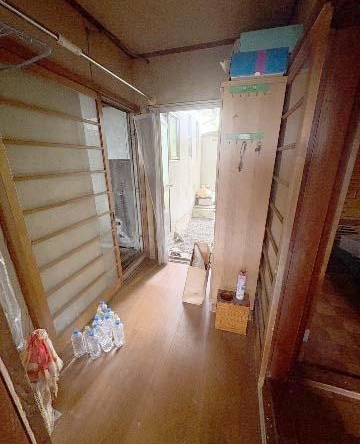 imgi_13_77678272_0007