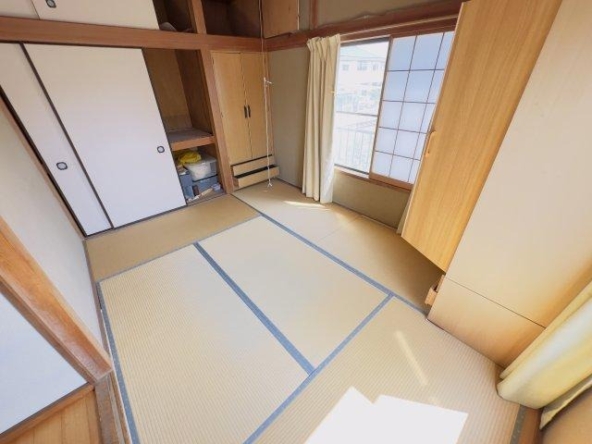 imgi_22_77524858_0035