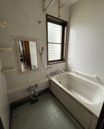 imgi_7_78240036_0008