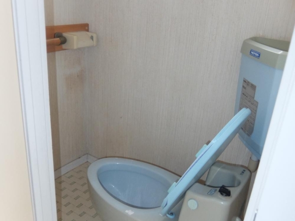 imgi_12_76289524_0030