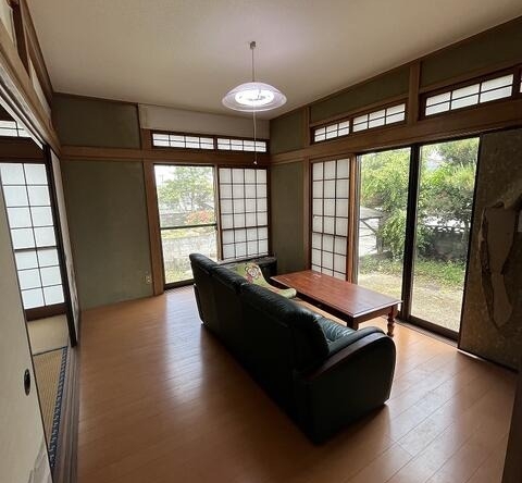 imgi_134_1JZFWFH8V_054V4_k2kHMw==