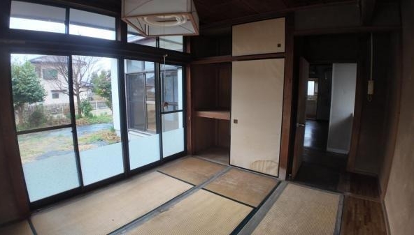 imgi_18_75665441_0029