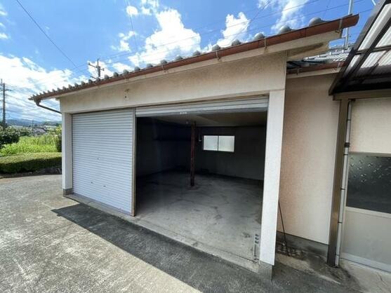 imgi_25_NDx3MChopqtHjYx-z59NLg==