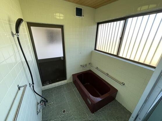 imgi_34_XZWQVufxykbE1n0QboMJGw==