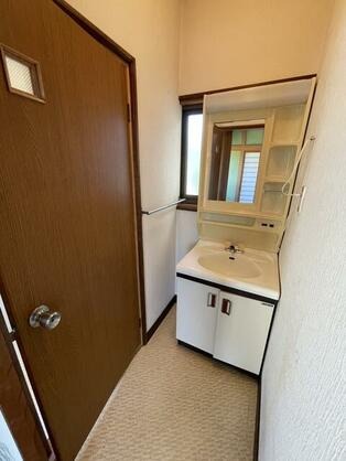 imgi_43_-ZvuJrxJJQcKE-WOBIYGxA==