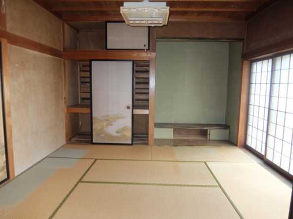 imgi_8_76289524_0027