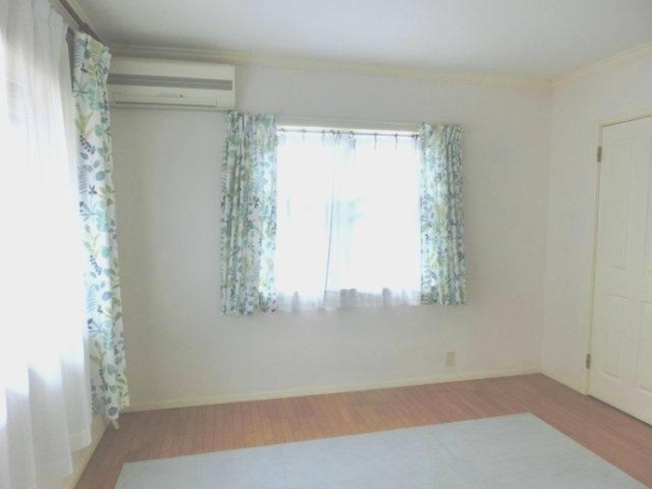 imgi_8_78133551_0005