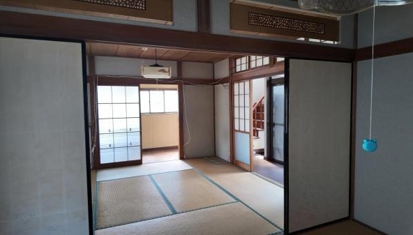 imgi_9_76744813_0051