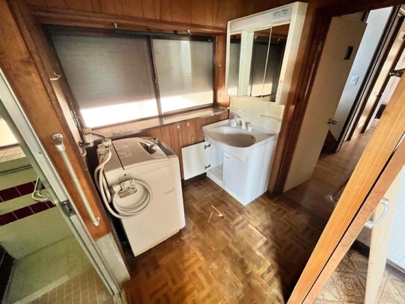 imgi_10_75147461_0011