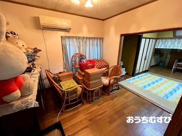 imgi_12_78772382_0260