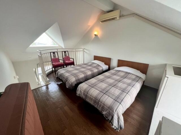 imgi_183_G0KxUlot6884j23oxBMTgg==