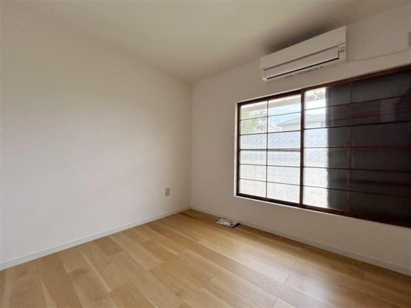 imgi_21_78007683_0007