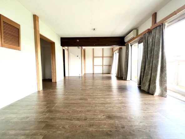 imgi_4_75512563_0029