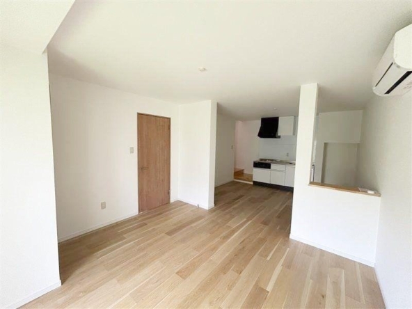 imgi_5_78007683_0003