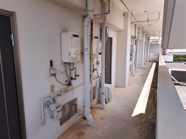 imgi_7_74900396_0005