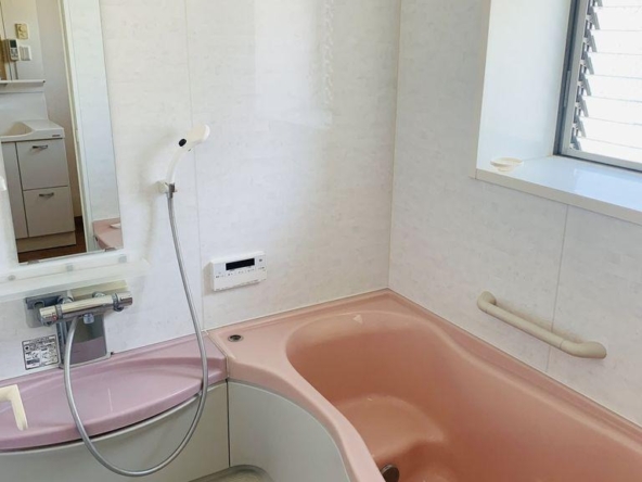 imgi_8_77474141_0012