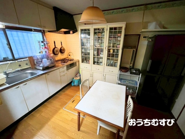 imgi_8_78772382_0255