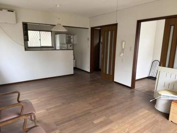 imgi_106_1939892957_640x480