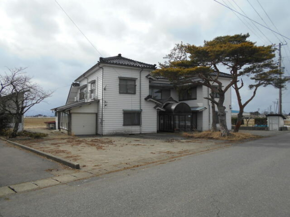 imgi_107_1851451017_640x480