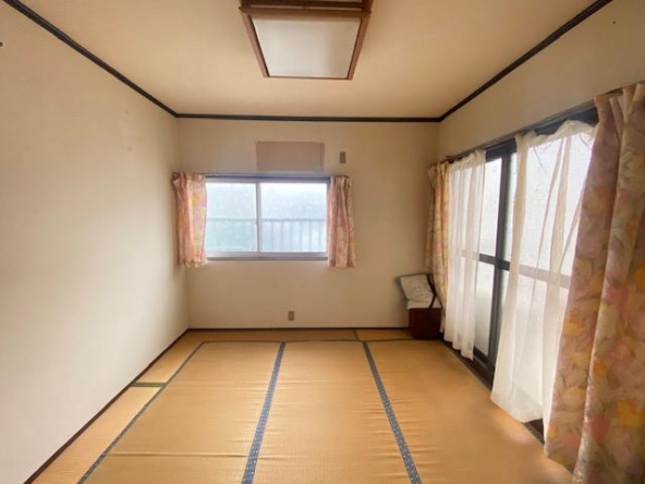 imgi_10_77442122_0010