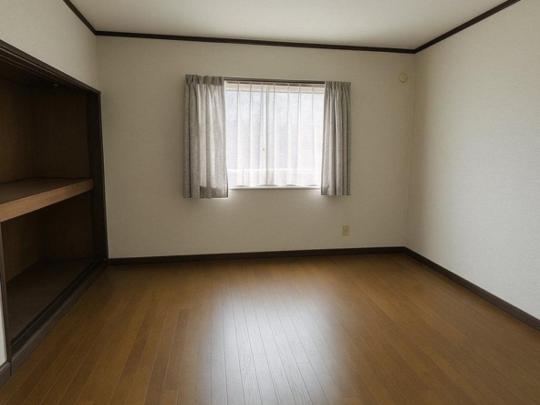 imgi_10_78802945_0008