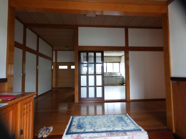 imgi_10_79071696_0227