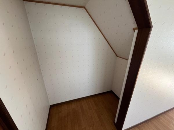 imgi_114_1822429093_600x450