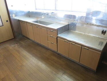 imgi_118_1745303154_373x280