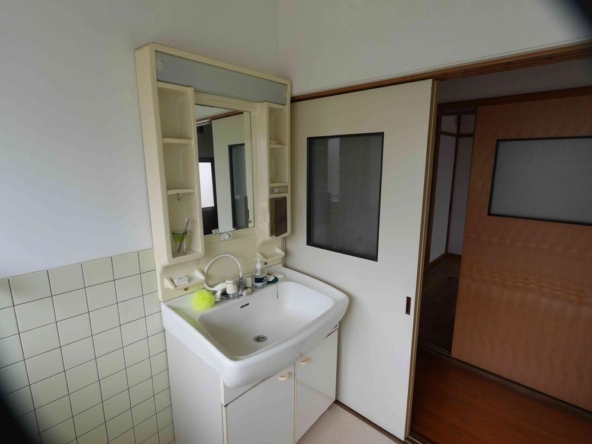 imgi_11_79071696_0241