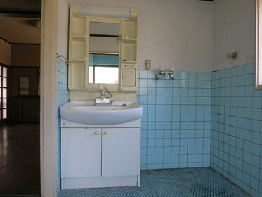 imgi_121_1745303148_373x280