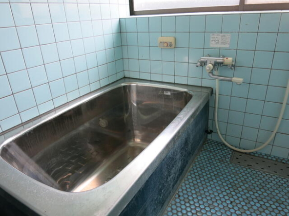 imgi_122_1745303144_640x480