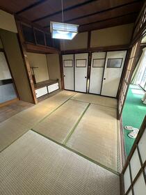 imgi_14_1941249848_210x280