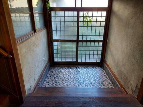 imgi_16_1815349818_500x375