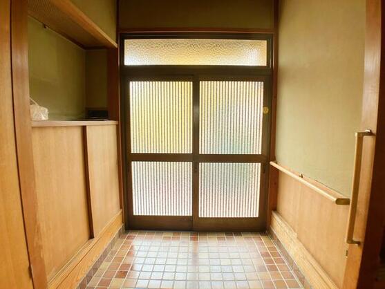 imgi_20_1901786609_557x418