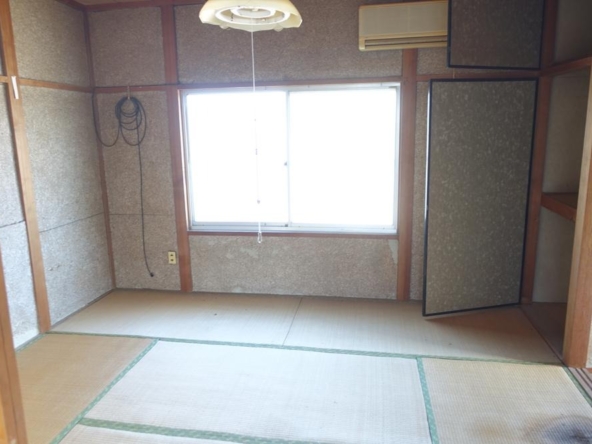 imgi_24_77453389_0018