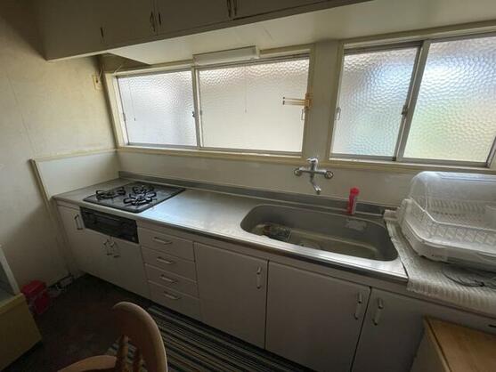 imgi_30_1896980938_557x418