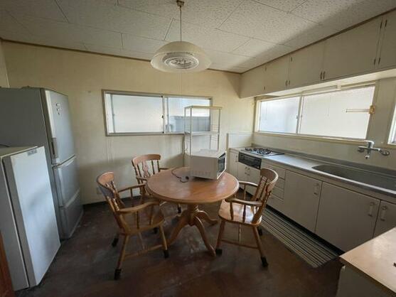 imgi_31_1896980941_557x418