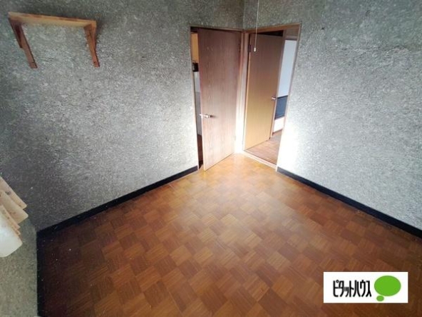 imgi_46_100989_200561_200564_5