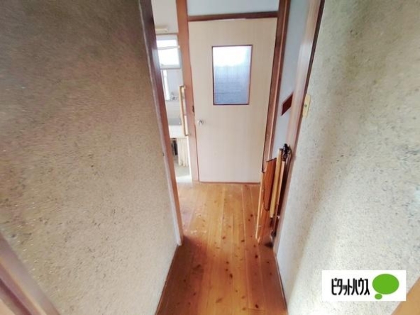 imgi_52_100989_200561_200564_11