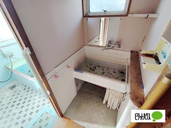 imgi_54_100989_200561_200564_13