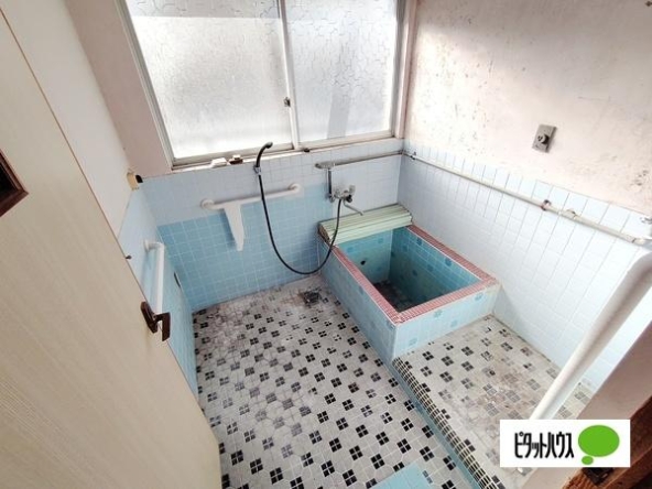 imgi_55_100989_200561_200564_14