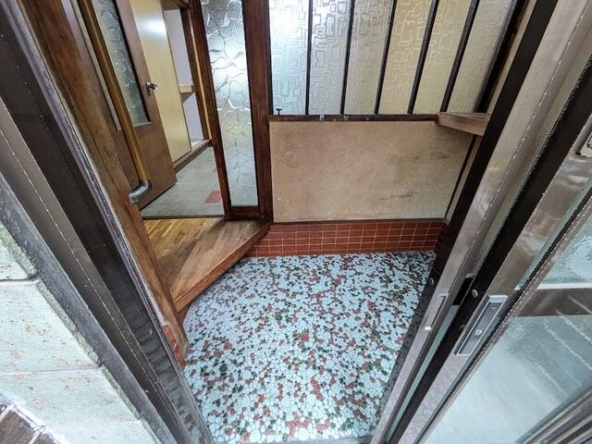 imgi_62_1943319234_640x481