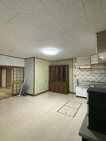 imgi_66_1946214157_210x280