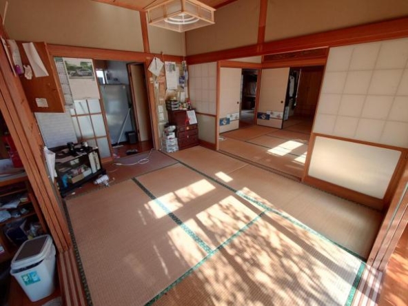 imgi_8_73833117_0048