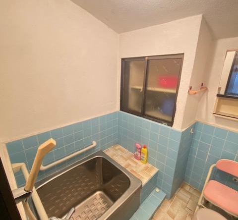 imgi_8_77442122_0007