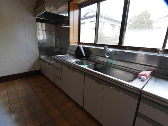 imgi_8_79071696_0237