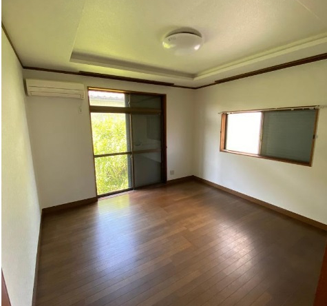 imgi_9_78865123_8_0_0_3