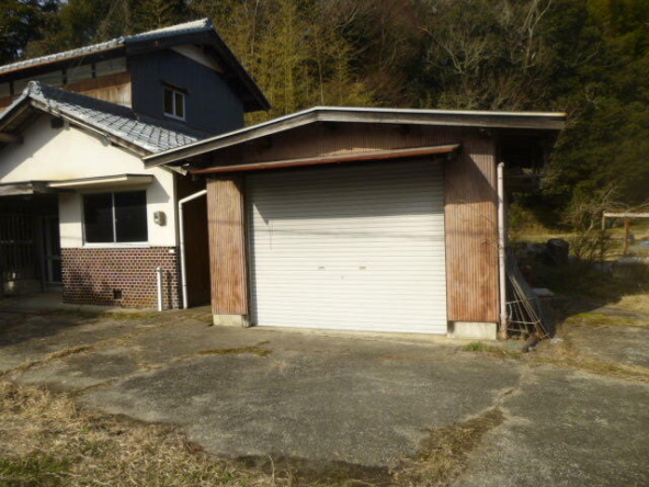 imgi_105_1613981637_640x480