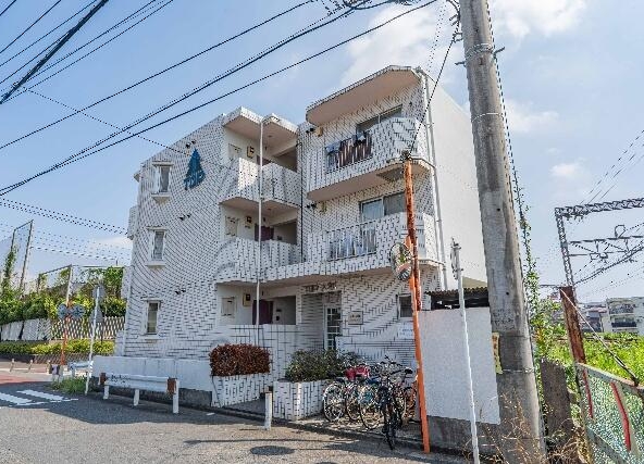 imgi_107_1901850245_640x427