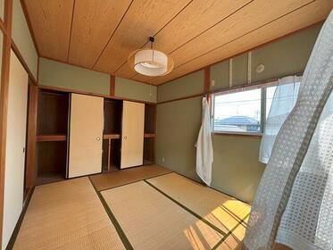 imgi_108_1901974630_373x280